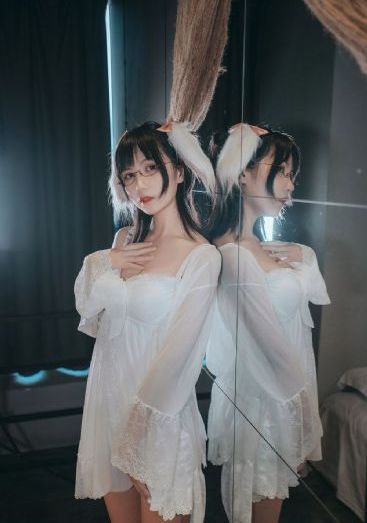 女秘书的诱惑_蓝光高清迅雷在线观看