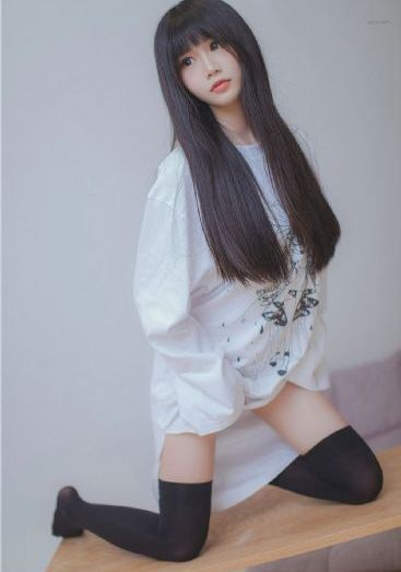 三个美妇跪着用嘴伺候高h_蓝光全集免费播放
