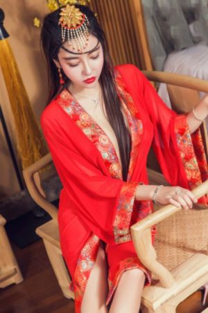 玉腿扛肩上仙子陆雪琪侵犯_BD韩语在线视频观看